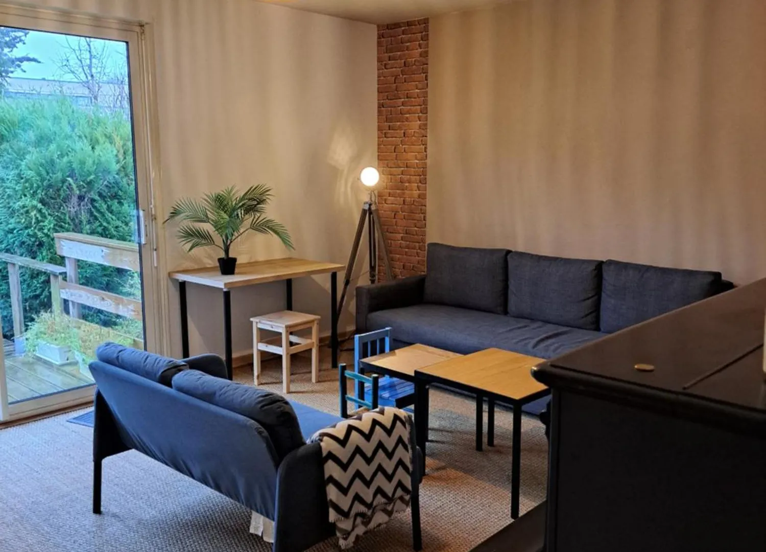 Chambre Dans Maison En Colocation Redon 0*,  France